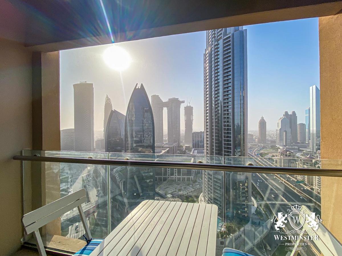 Westminster Dubai Mall Экстерьер фото View from a balcony