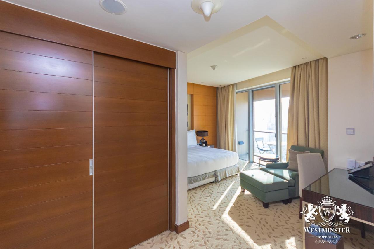 Westminster Dubai Mall Экстерьер фото A bedroom at the hotel