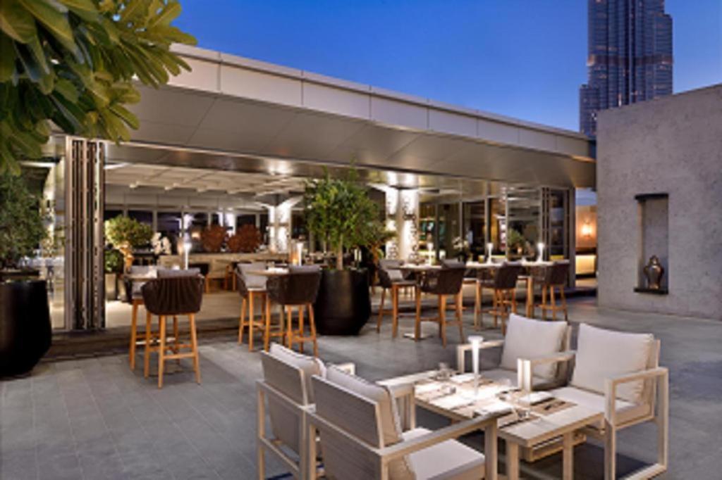 Westminster Dubai Mall Экстерьер фото The Bar