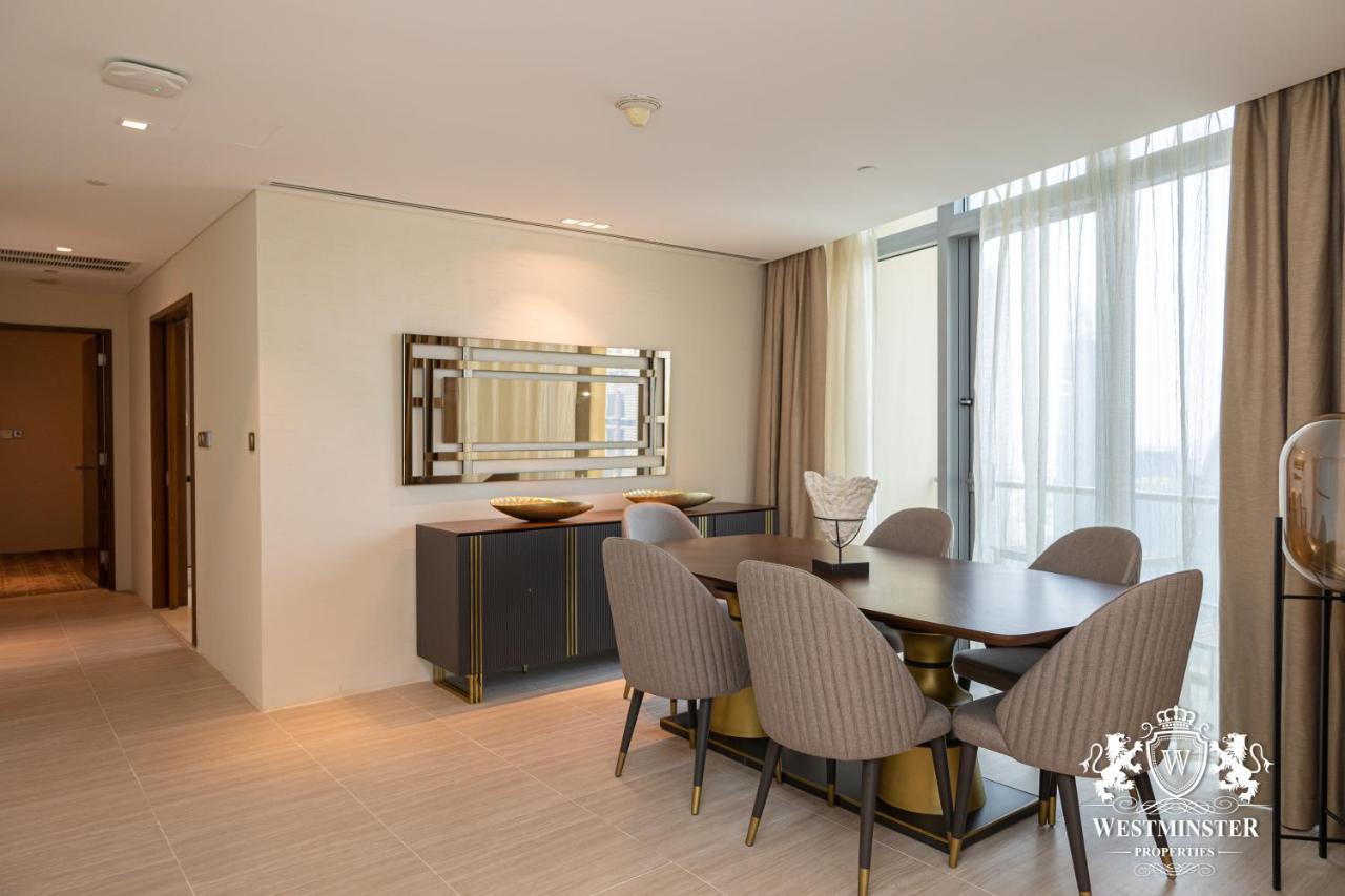 Westminster Dubai Mall Экстерьер фото A dining room