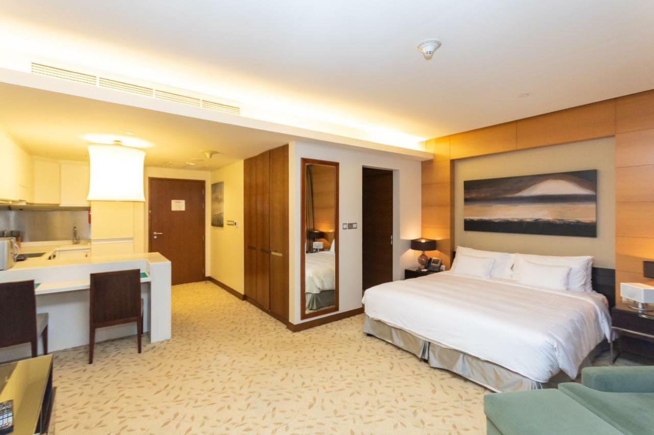 Westminster Dubai Mall Экстерьер фото Studio apartment