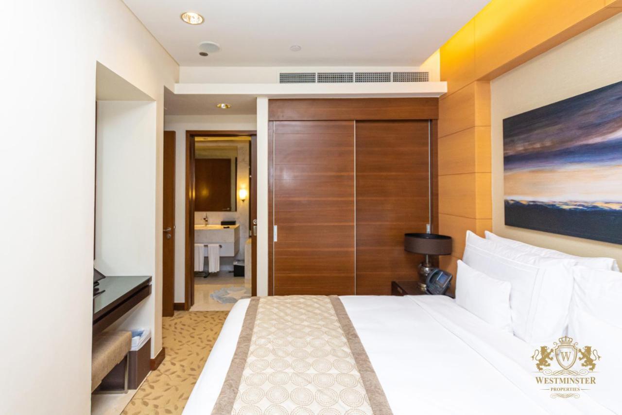 Westminster Dubai Mall Экстерьер фото A bedroom at Westminster International University